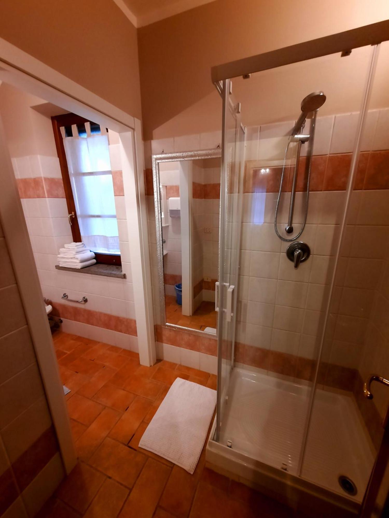 Appartement LEONÄRDO Guests House à Panicale Chambre photo